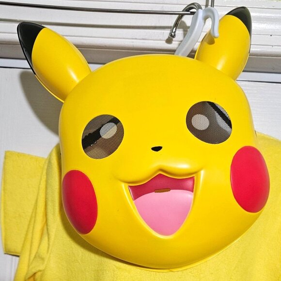 Pokémon Pikachu Classic Costume Attached Tail Mask Halloween Kids Boys 10-12 NEW - Picture 3 of 7